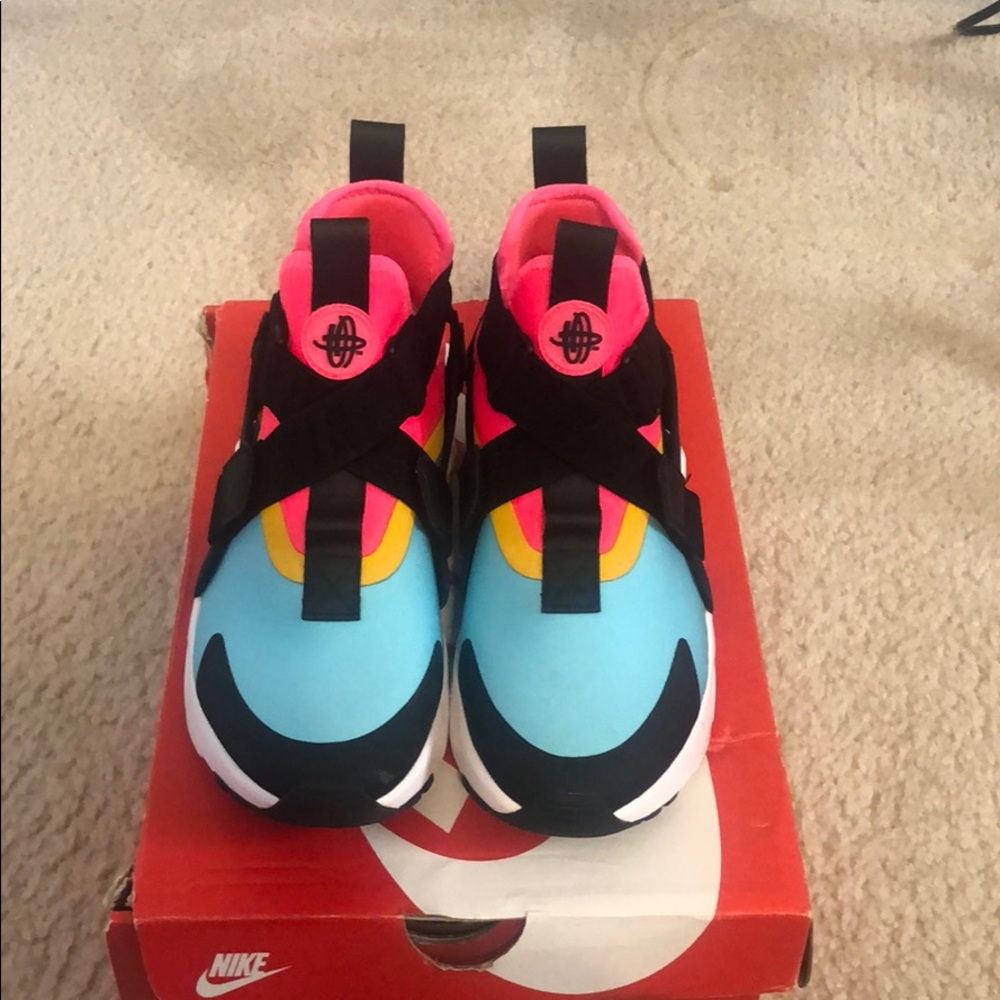 Women’s Nike Hurache